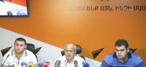 Пресс-конференция тяжелоатлетов-вице-чемпионов олимпийских игр 2016 Симона Мартиросяна, Гора Минасяна и главного тренера мужской сборной Армении по тяжелой атлетике Пашика Алавердяна