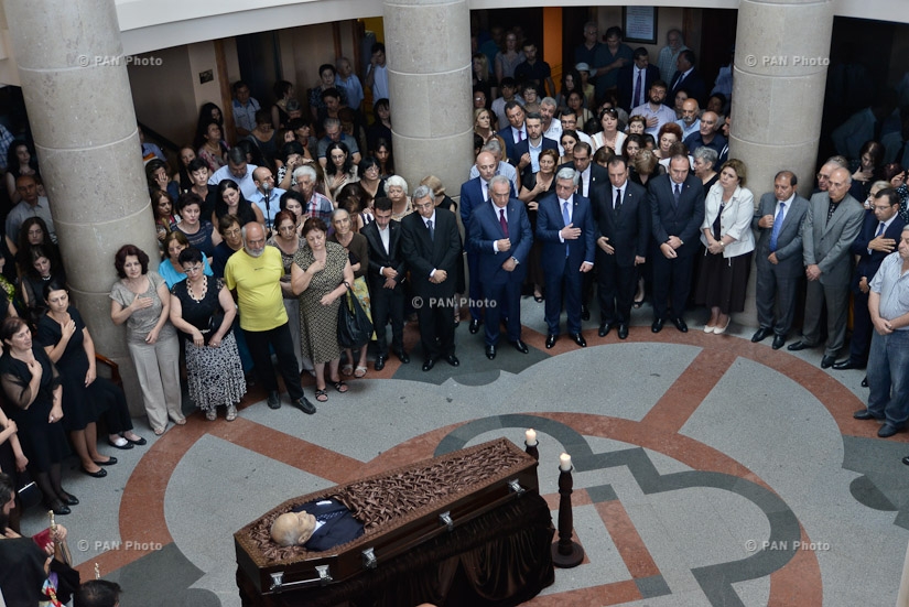 Last farewell to Mesrop Mashtots Institute Director Hrachya Tamrazyan