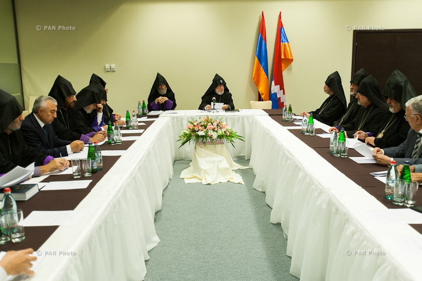 Заседание Высшего духовного совета Армянской Апостольской Церкви в Арцахе