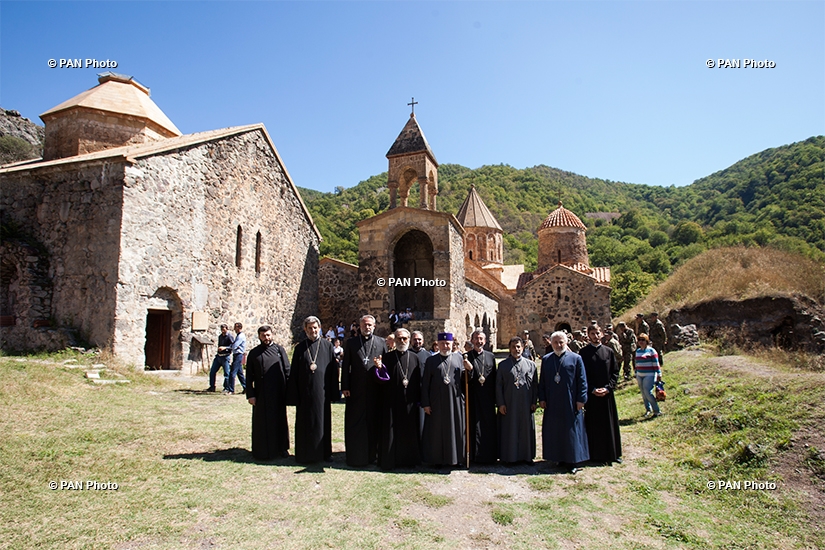 Католикос всех армян Гарегин II и члены Высшего духовного совета посетили Дадиванк в Нагорно-Карабахской Республике