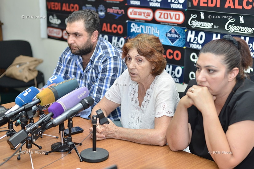 Ռեժիսոր Նիկոլայ Ծատուրյանի ու Գյումրու Վ.Աճեմյանի անվան դրամատիկական թատրոնի ներկայացուցիչների մամուլի ասուլիսը