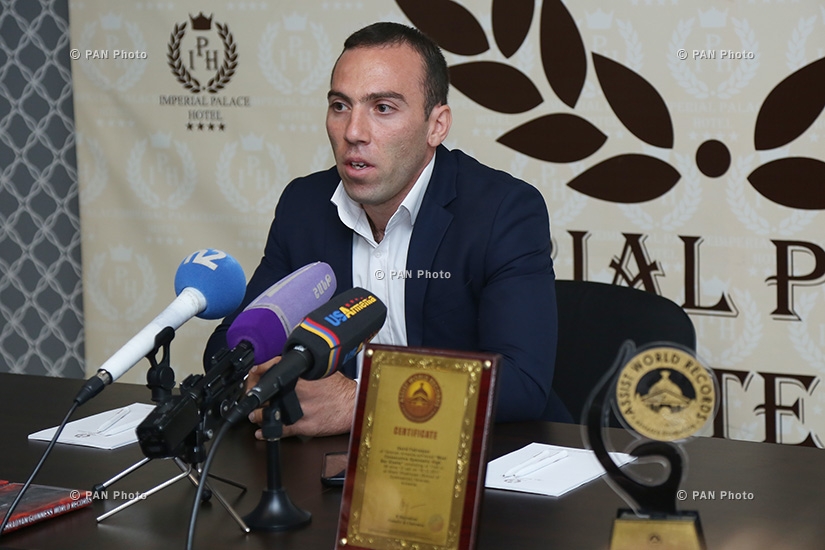 Գինեսի գրքի եռակի ռեկորդակիր Դավիթ Ֆահրադյանի մամուլի ասուլիսը