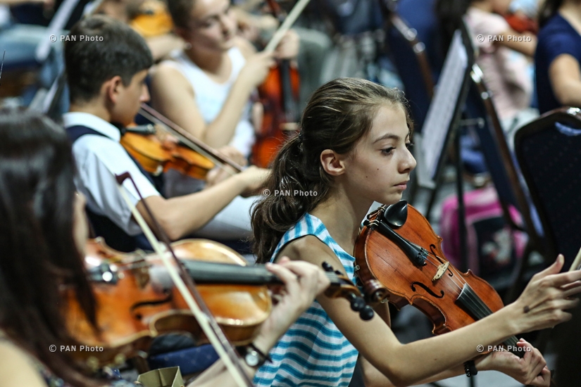 Rehearsal of Generation of Independence orchestra and choir