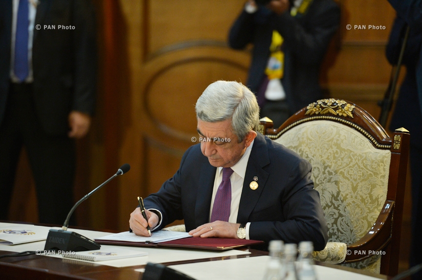 Президент Серж Саргсян принял участие в заседании Совета глав государств-участников СНГ в Бишкеке 