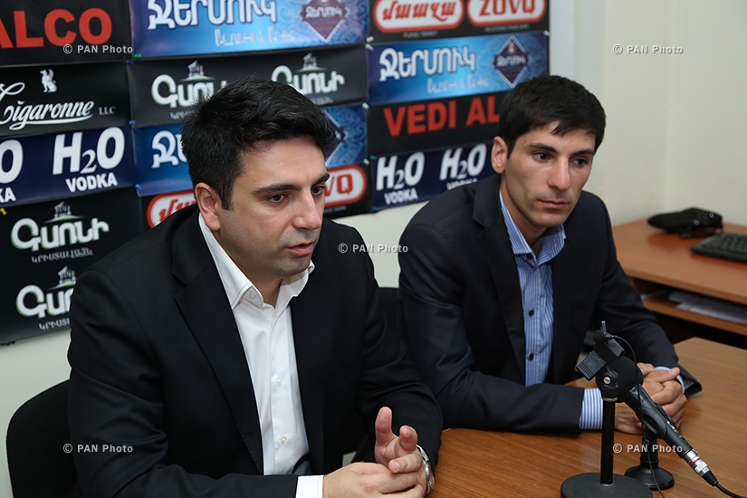 Press conference of Civil Contract party members Alen Simonyan and Garik Sargsyan