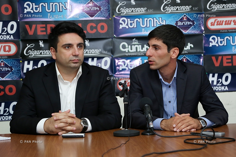 Press conference of Civil Contract party members Alen Simonyan and Garik Sargsyan