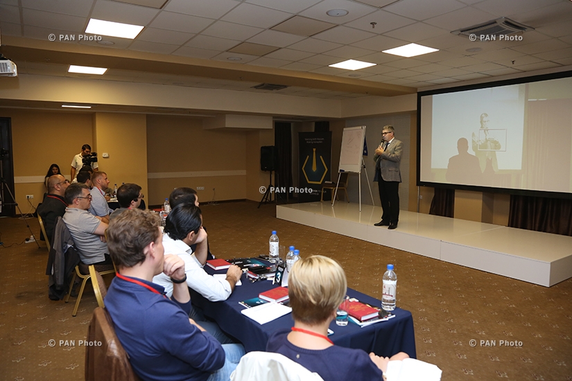 Vladimir Tarasov's 'The Art of Personal Management' course in Yerevan