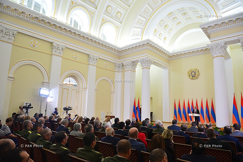 Церемония награждения по случаю 25-летия независимости Армении в резиденции президента РА 