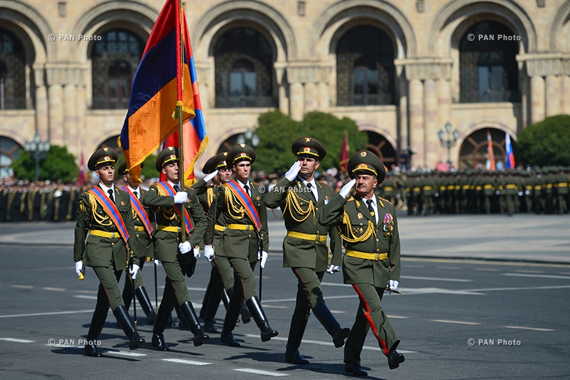 Festive parade for Armenia’s 25th Independence anniversary