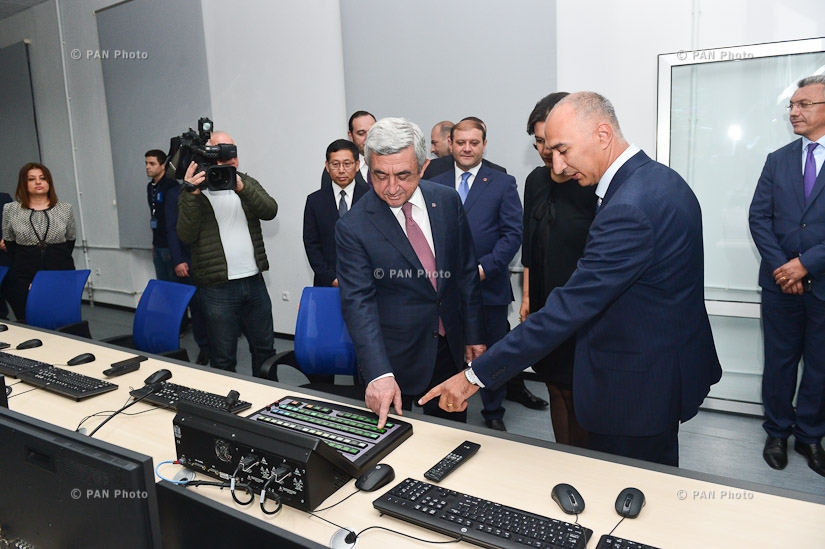 Президент Серж Саргсян в связи с 60-летним юбилеем Общественной телекомпании Армении посетил телекомпанию