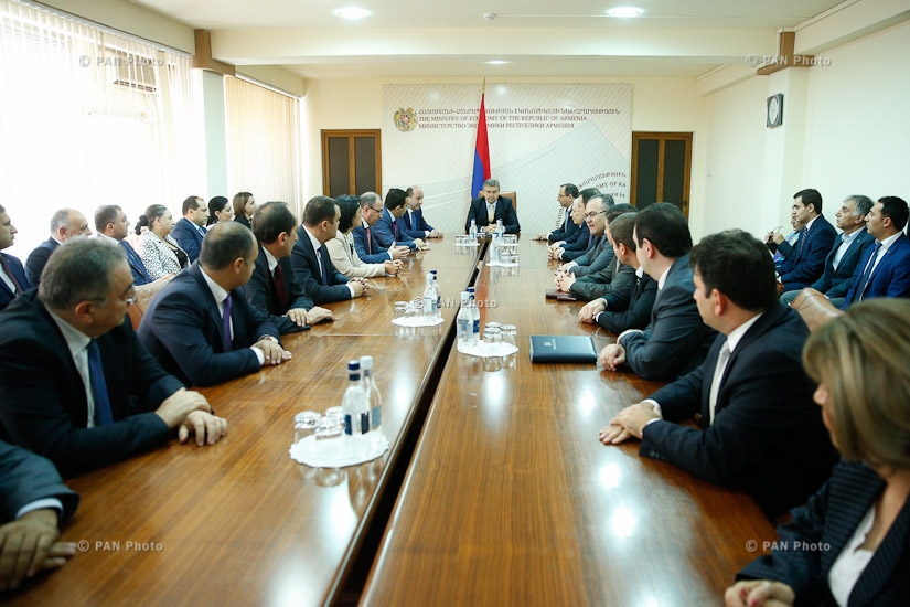 Prime Minister introduces newly-appointed Ministers to staff of Ministries of Sport and Youth Affairs, Nature Protection, Culture, Health, and Economy