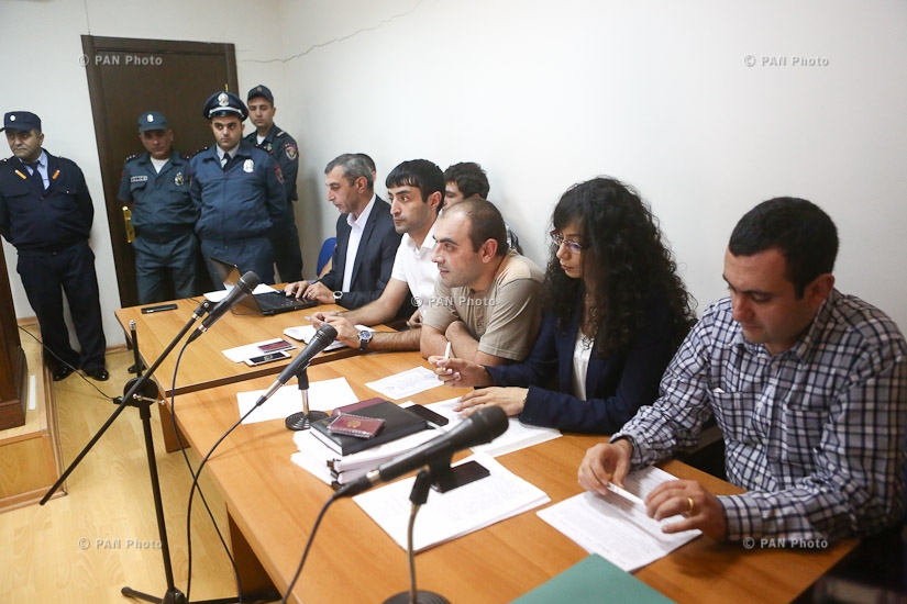 Слушание дела задержанного в ходе июльских столкновений между полицией и демонстрантами в ереванском районе Сари тах гражданина Гагика Микаеляна