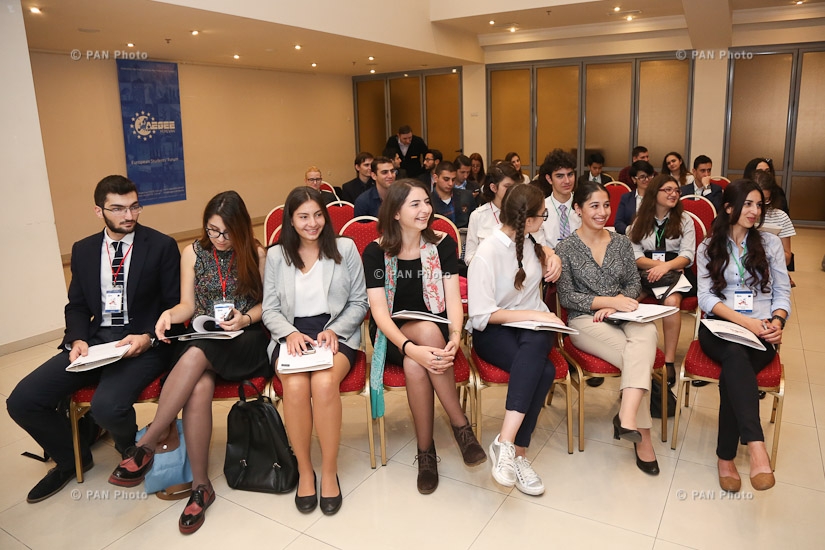  «Հայաստանում Եվրոպական միության մոդել 2016» (ՀԵՄՄ 2016) երիտասարդական խորհրդաժողովը