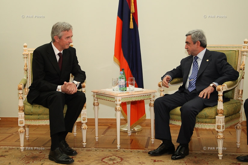 Президент Серж Саргсян принял верительные грамоты новоназначенного посла Норвегии в Армении Кнута Хоуга 