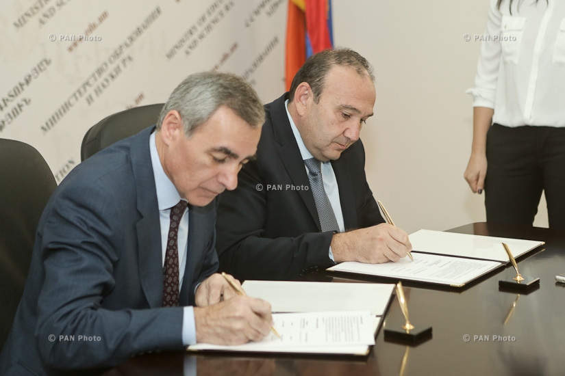 Minister of Education and Science Levon Mkrtchyan and Chairman of the Union of Employers of Information and Communication Technologies Armen Baldryan signed a Memorandum of Understanding