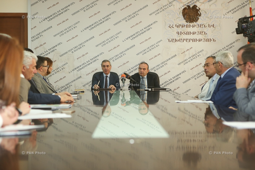 Министр образования и науки РА Левон Мкртчян и председатель Союза работодателей в сфере ИКТ Армен Балдрян подписали меморандум о взаимопонимании