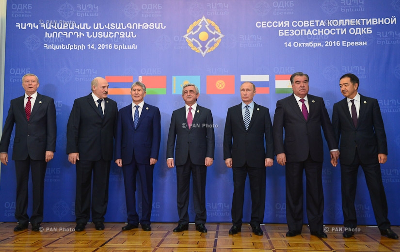 Heads of delegations participating in CSTO Collective Security Council are greeted at RA Presidential Palace