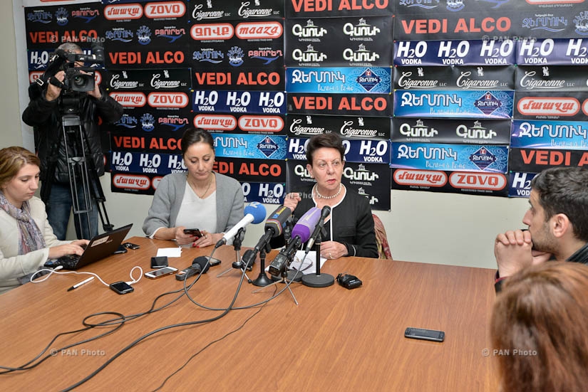 Press conference by  Anahit Bakhshyan, memebr of 'Hello Yerevan' faction of the Yerevan Council of Elders 