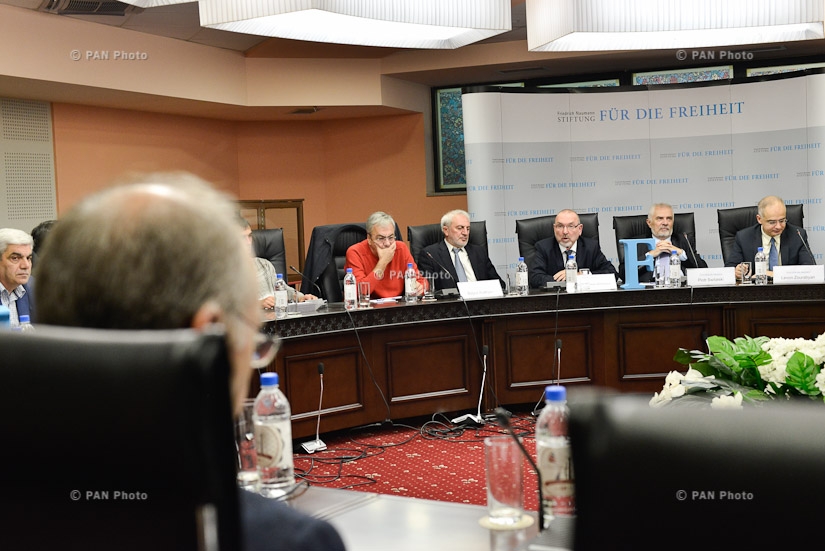 Конференция под названием «Свободная рыночная экономика: Видение будущего Армении»