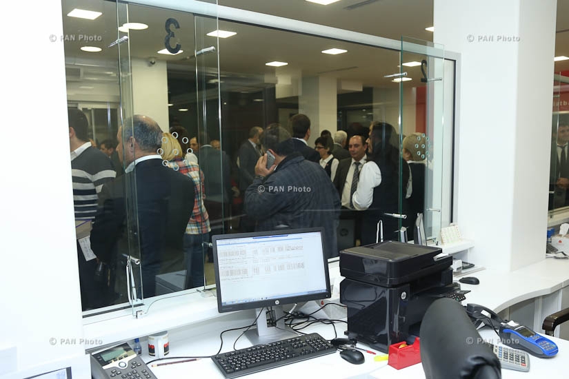 Մելլաթ բանկի երևանյան գլխամասային նոր գրասենյակի պաշտոնական բացման արարողությունը